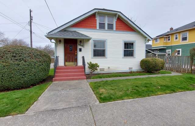 Classic North Everett 2 bed 1 bath home w/ carport is move in ready! photos photos