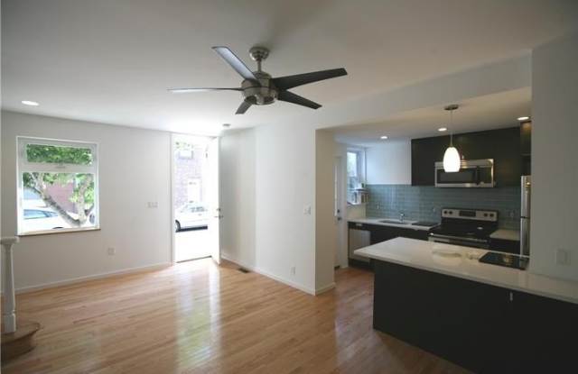 209 W WILDEY Street photos photos