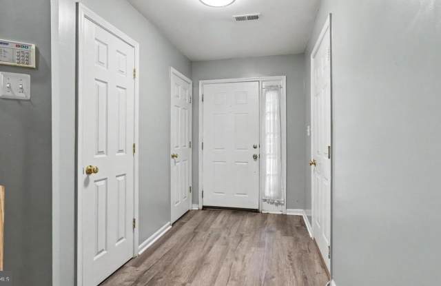 20541 GOLF COURSE Drive Gallery 3