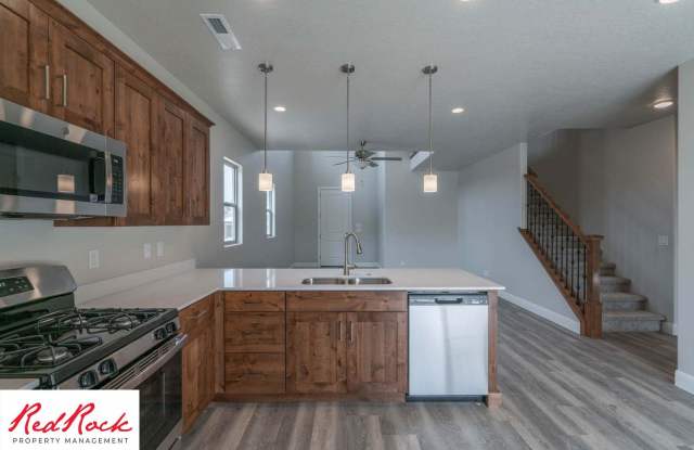 Beautiful Townhome in Hurricane Heights! photos photos