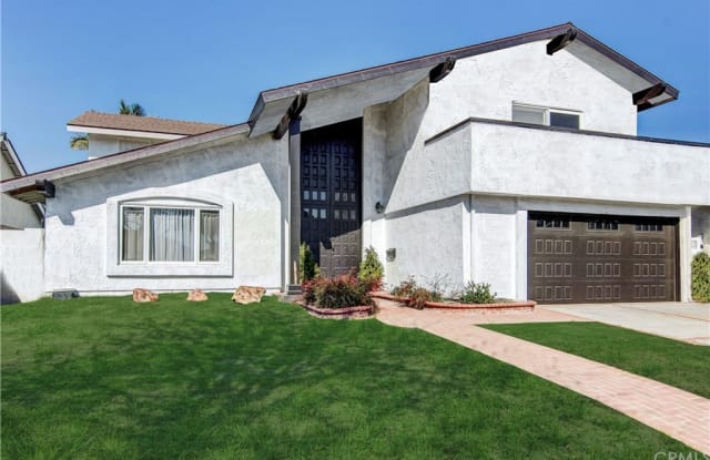 7171 Heil Ave - 7171 Heil Avenue, Huntington Beach, CA 92647