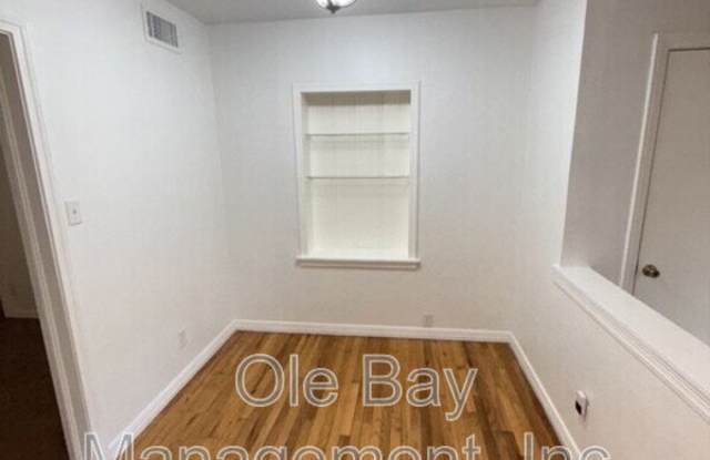 158 General Bullard Avenue Gallery 2
