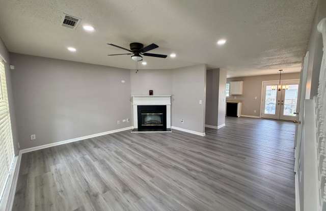 3354 Waggoner Lane Gallery 2