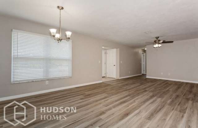1975 Rebecca Drive Gallery 3