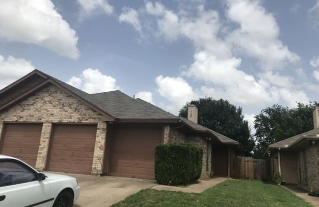 8511 Gatlinburg Drive - 8511 Gatlinburg Dr, Fort Worth, TX 76123