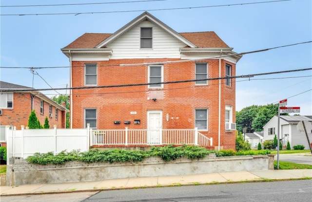 773 Admiral Street photos photos