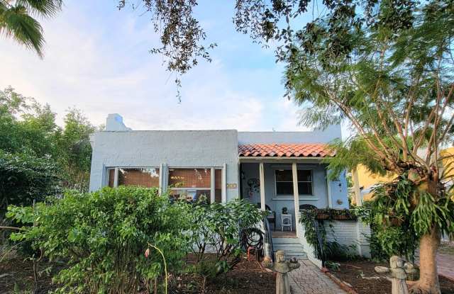 717 Macy Street photos photos