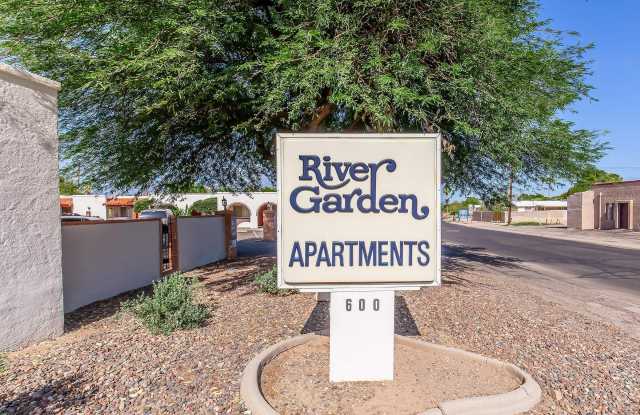River Garden Apartments Gallery 3