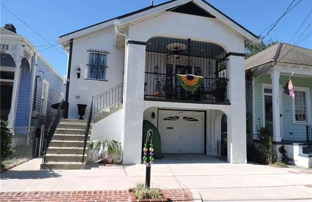 617 OLIVIER Street photos photos