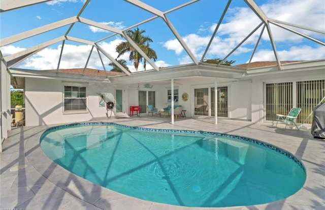 4556 Lakewood Blvd photos photos 4556 Lakewood Blvd photos photos