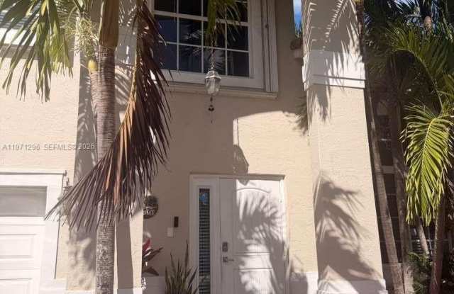 10863 NW 53 LN photos photos