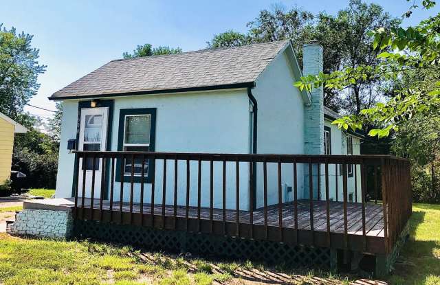 1 Bedroom House! Gallery 1