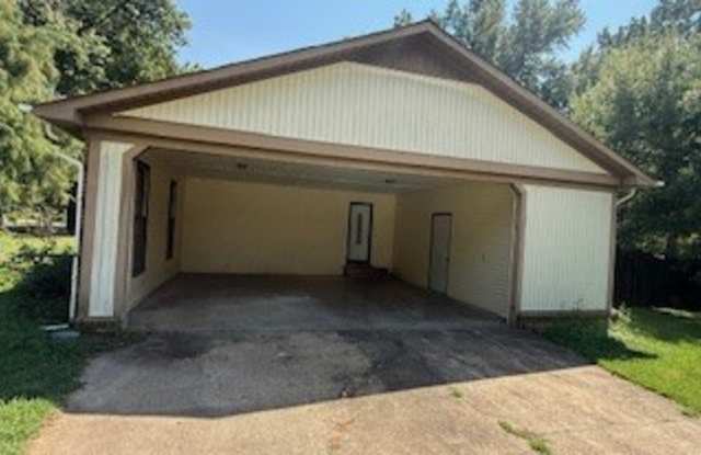 816 Hart Drive Gallery 2