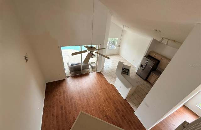 2918 BLOOMING ALAMANDA Loop Gallery 4