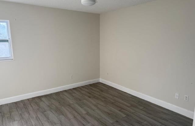323 NEW MEADOWS Court Gallery 3