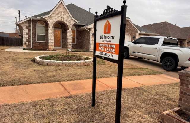 3 bed, 2 living area, 2.5 baths with storm shelter gazebo! This home has everything you need, call today for your in-person tour! photos photos