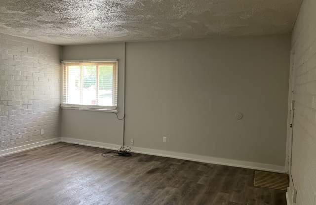 603 North State Street - 3A Gallery 3