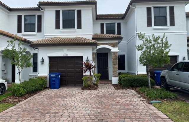 11269 NW 88th St th 11269, Doral, FL 33178 Gallery 3