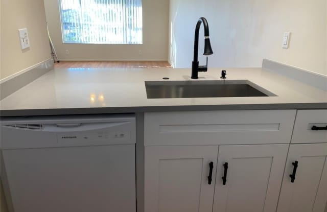 10038 Twin Lakes Dr #6-K photos photos