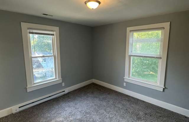 336 North Grand Avenue West photos photos