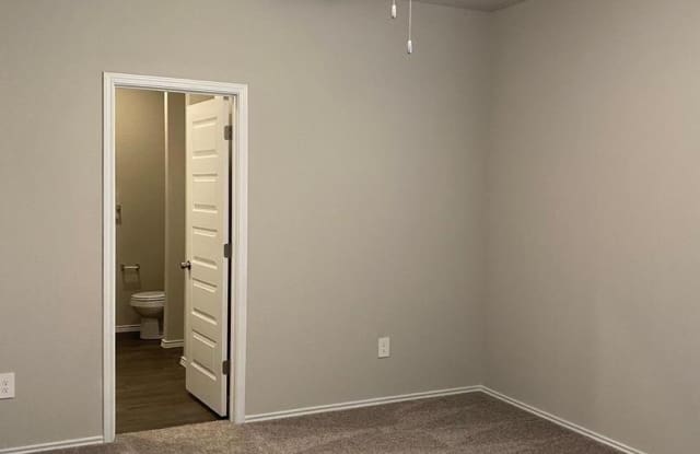 1235 Whitneyway Ln Gallery 4