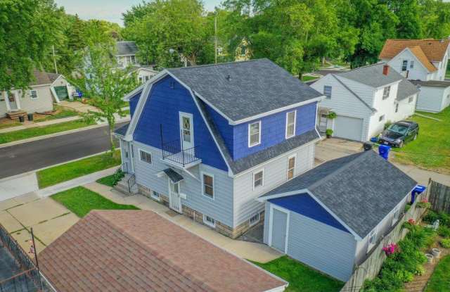 209 South Summit Street - 209 South Summit Street, Appleton, WI 54914