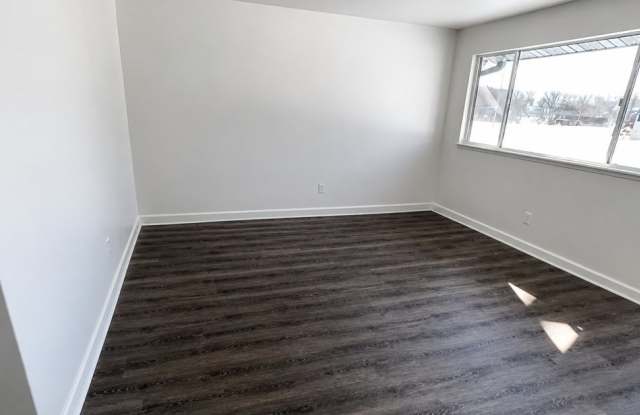 For Lease Gallery 3