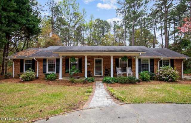 295 Cliff Road - 295 Cliff Road, Southern Pines, NC 28387