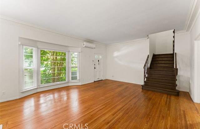 368 Crescent Drive Gallery 1