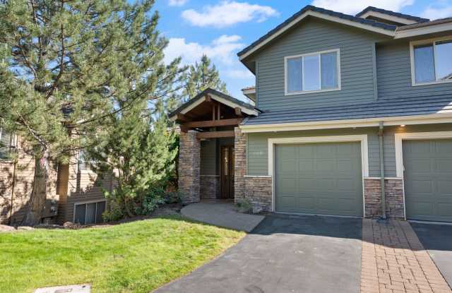 Gated Community in Broken Top photos photos