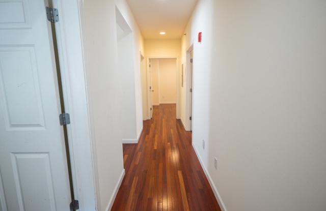 361 Pearl Street, Unit 6 Gallery 4