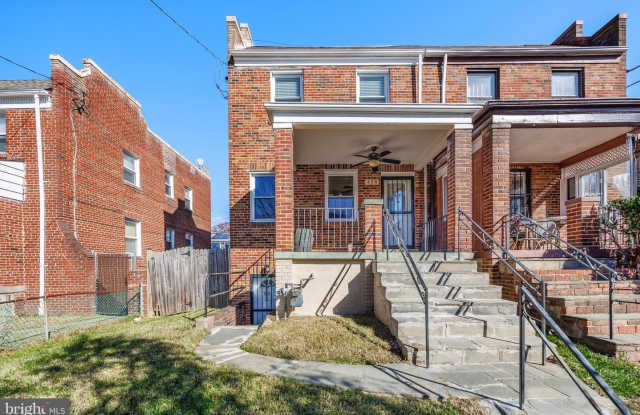 458 OAKWOOD ST SE - 458 Oakwood Street Southeast, Washington, DC 20032