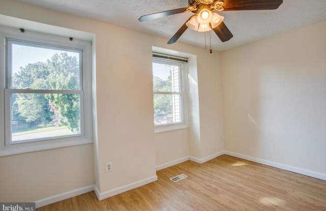 8407 Lazy Creek Court - 1 Gallery 3