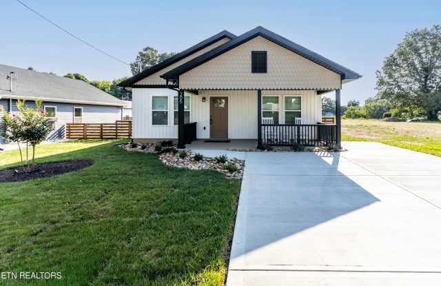 205 Kingwood Rd photos photos