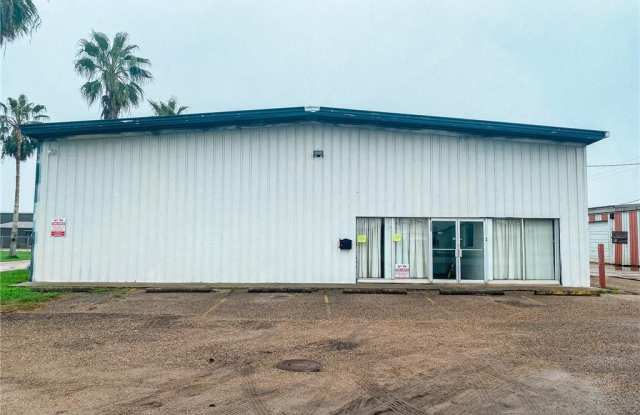 5325 Leopard St - 5325 Leopard Street, Corpus Christi, TX 78408