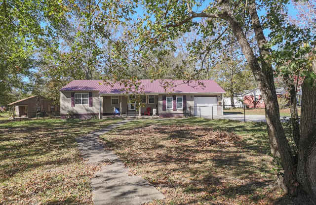 4913 Griffin Street - 4913 Griffin Street, Moss Point, MS 39563
