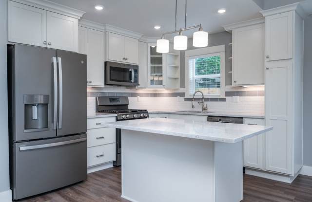 Cherry Park Luxury Townhomes Gallery 4