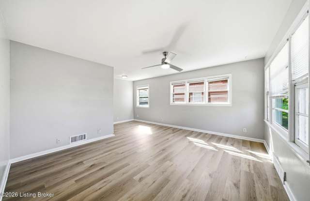 3021 Wedgewood Way Gallery 4