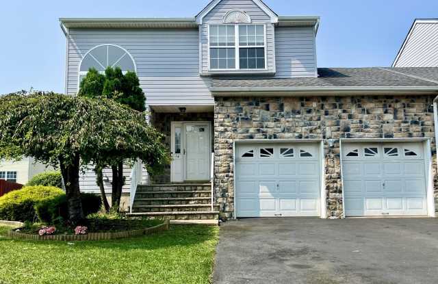 14 Warbler Road - 14 Warbler Road, Monmouth County, NJ 07746