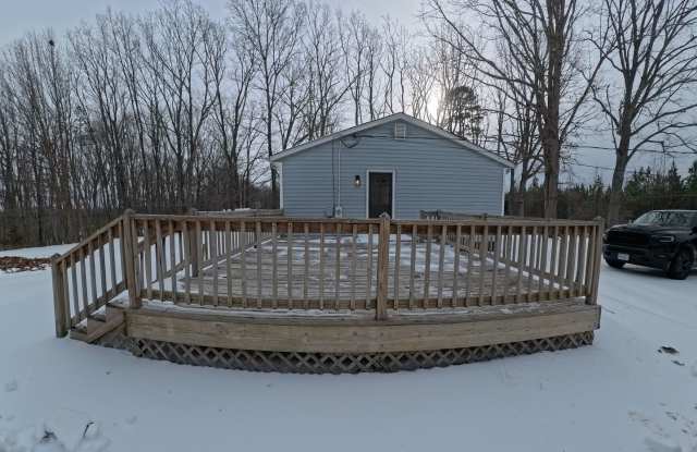 Adorable Home/Huge deck photos photos