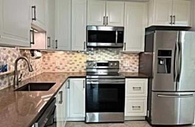 671 Liberty Pointe Drive Gallery 3
