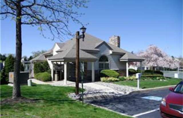 508 FOXMEADOW DRIVE Gallery 2
