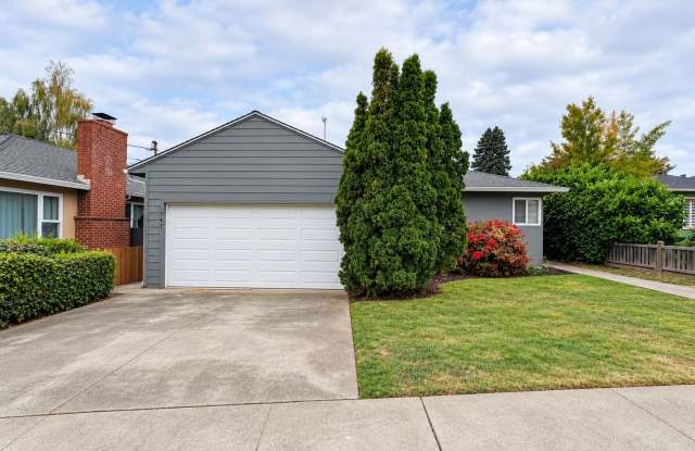 Spacious 3BR/2BA El Cerrito, CA Home with Hardwood Floors, Private Yard & Garage Gallery 1