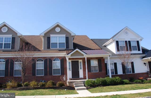 2108 HANFORD WAY photos photos