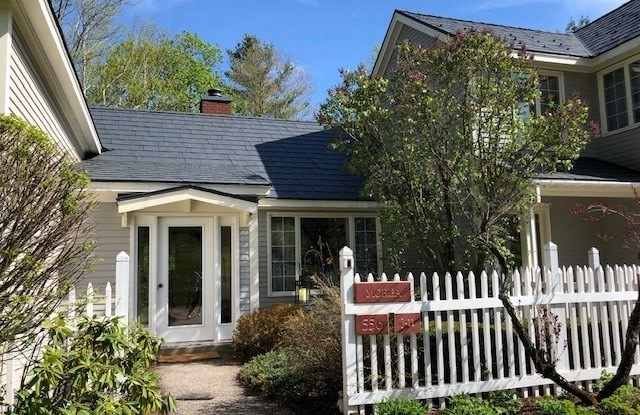 556 Equinox On The Battenkill Road photos photos