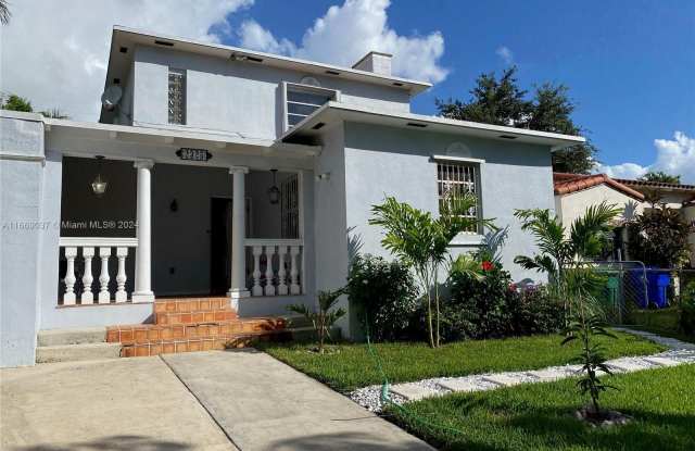 2325 SW 17th St - 2325 Southwest 17th Street, Miami, FL 33145 2325 SW 17th St - 2325 Southwest 17th Street, Miami, FL 33145