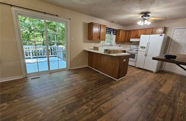 3317 Seven Oaks Terrace Gallery 4