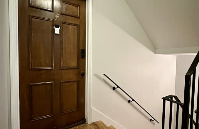 214 Chartres Street#4 Gallery 2