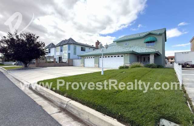 18064 Mariner Dr Gallery 2
