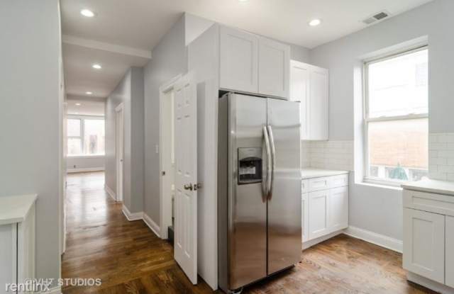 1809 N Paulina St #2 Gallery 2